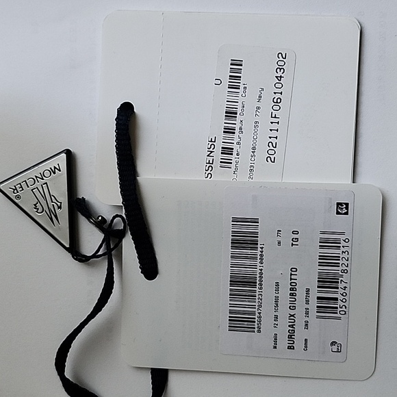 Moncler burgaux down jacket - Picture 10 of 11